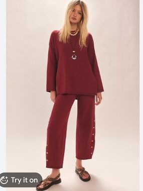 FR.NWT Free People Free East Miller   Cozy Knit Two-Piece Set in Deep Burgundy
